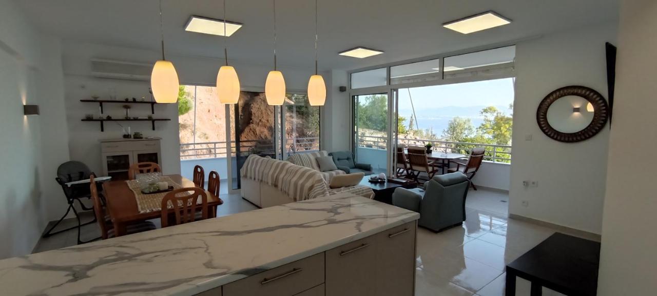 Atlas By Sea Apartment Loutraki  Exterior photo