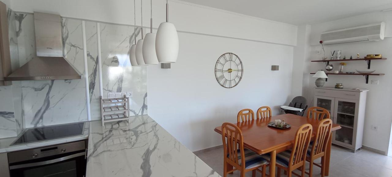 Atlas By Sea Apartment Loutraki  Exterior photo