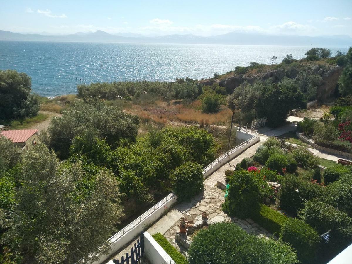 Atlas By Sea Apartment Loutraki  Exterior photo